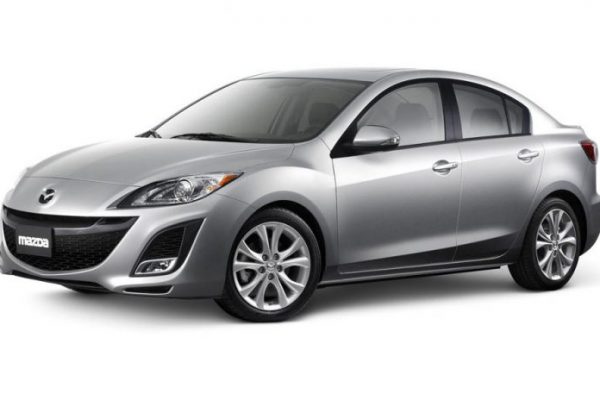 MAZDA-AXELA-1500cc-768x464